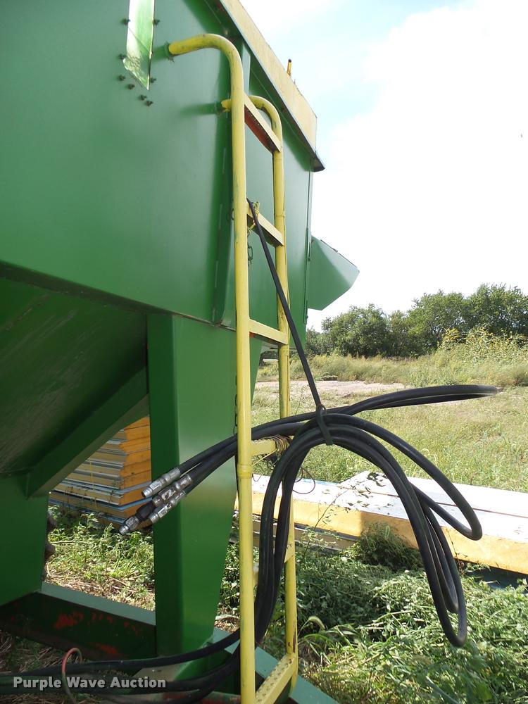 image for item L4034 Grain cart