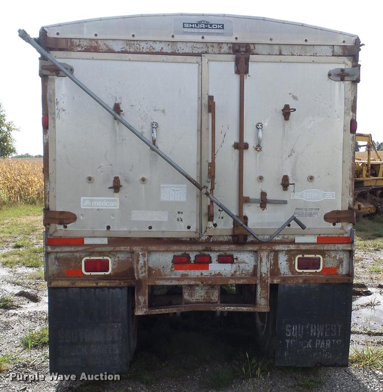 image for item L5525 1974 American double hopper grain trailer