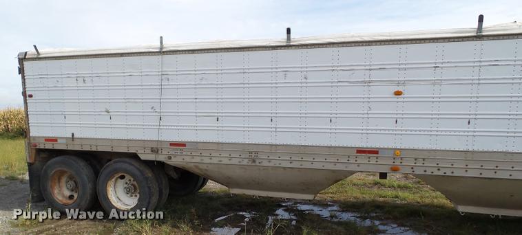 image for item L5525 1974 American double hopper grain trailer
