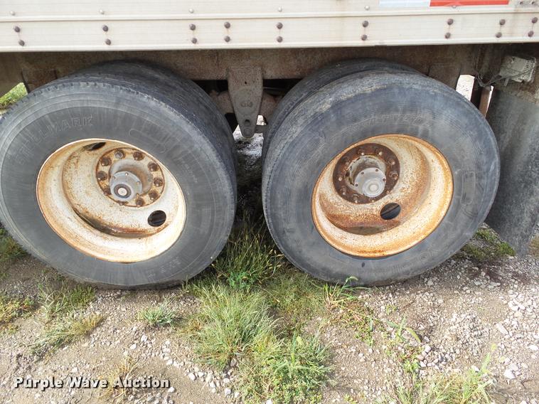 image for item L5525 1974 American double hopper grain trailer