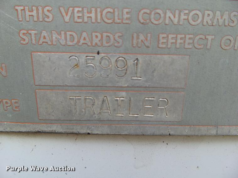 image for item L5525 1974 American double hopper grain trailer