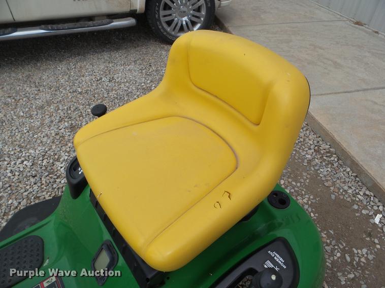 image for item L6967 2008 John Deere LA105 lawn mower