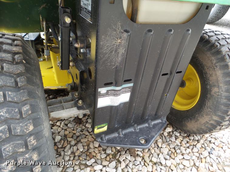 image for item L6967 2008 John Deere LA105 lawn mower