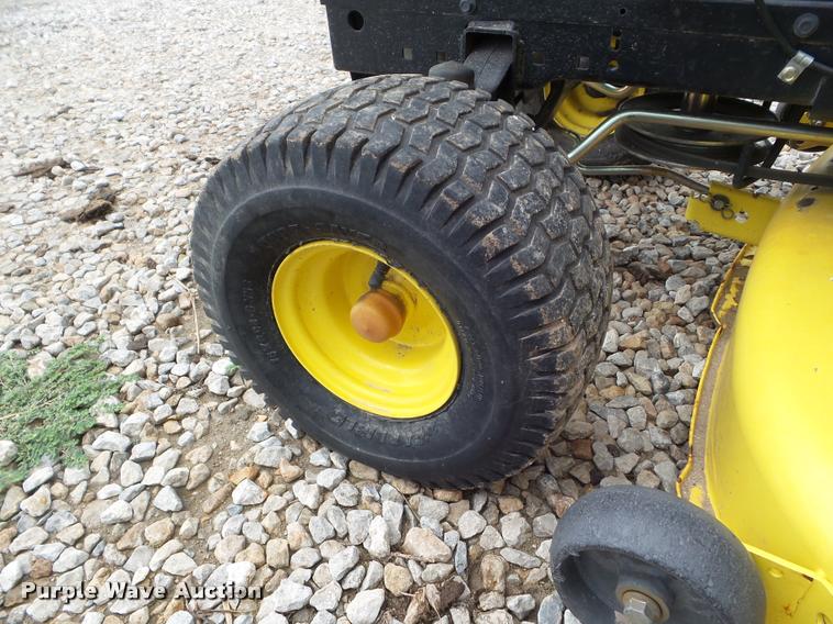 image for item L6967 2008 John Deere LA105 lawn mower