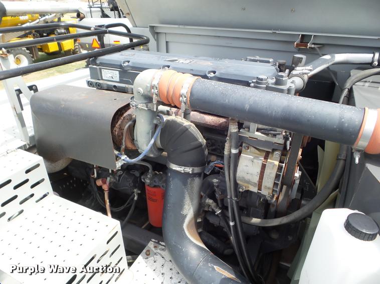 image for item L6968 2008 Gleaner A85 combine