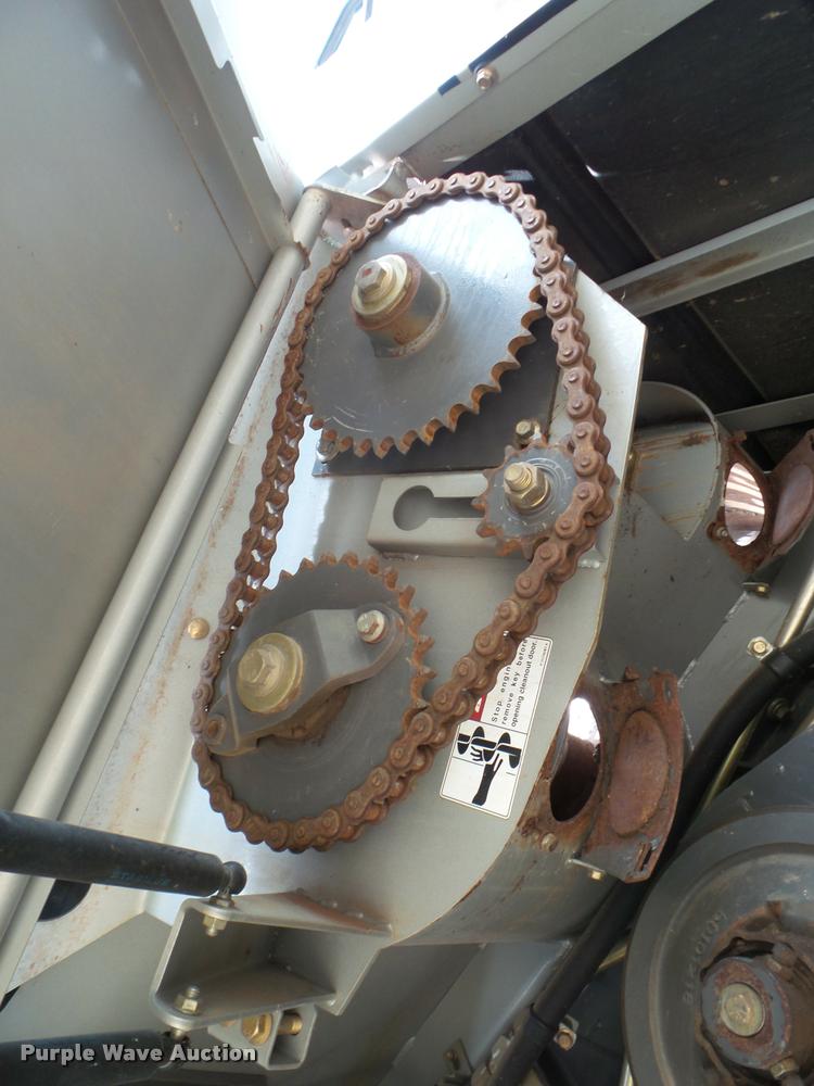 image for item L6968 2008 Gleaner A85 combine