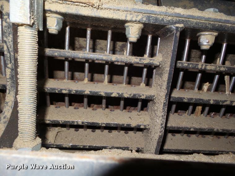 image for item L6968 2008 Gleaner A85 combine