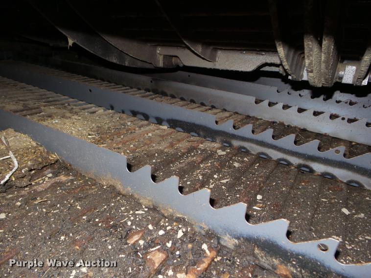 image for item L6968 2008 Gleaner A85 combine