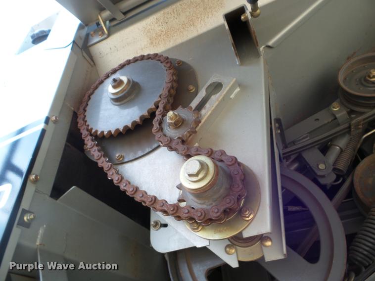 image for item L6968 2008 Gleaner A85 combine