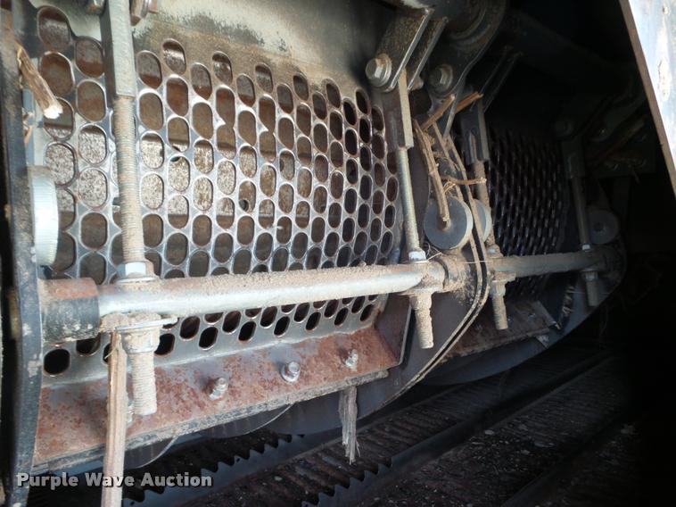 image for item L6968 2008 Gleaner A85 combine