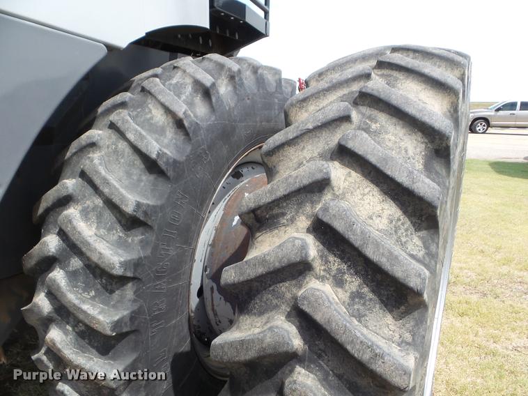 image for item L6968 2008 Gleaner A85 combine