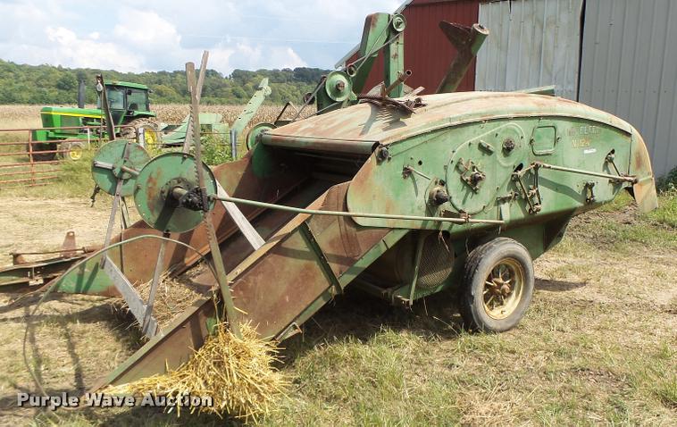 image for item Z9500 John Deere 12A combine