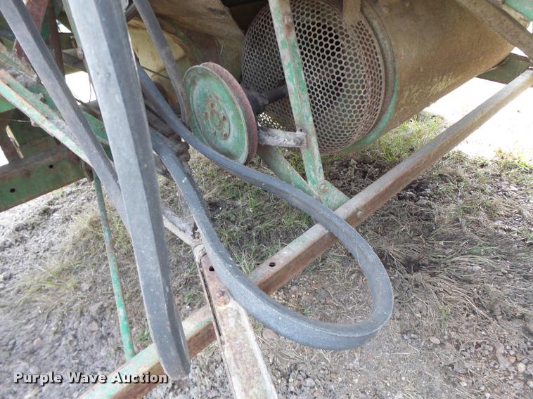 image for item Z9500 John Deere 12A combine