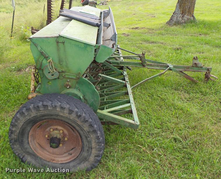 image for item Z9501 John Deere FBA grain drill