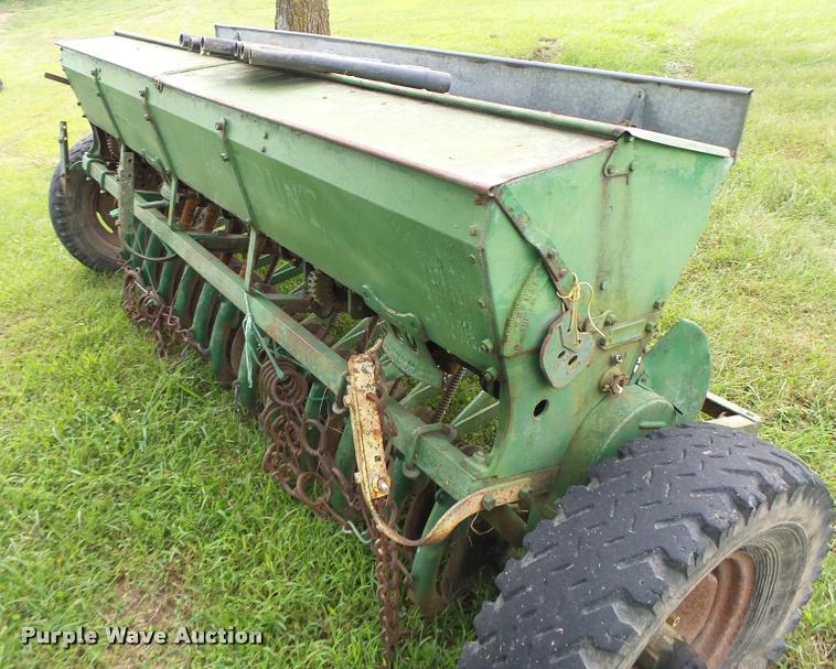 image for item Z9501 John Deere FBA grain drill