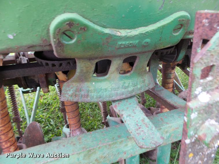 image for item Z9501 John Deere FBA grain drill