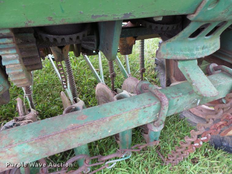 image for item Z9501 John Deere FBA grain drill