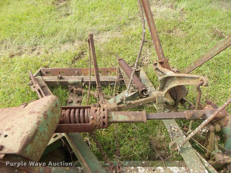 image for item Z9502 (3) John Deere 5 sickle mowers