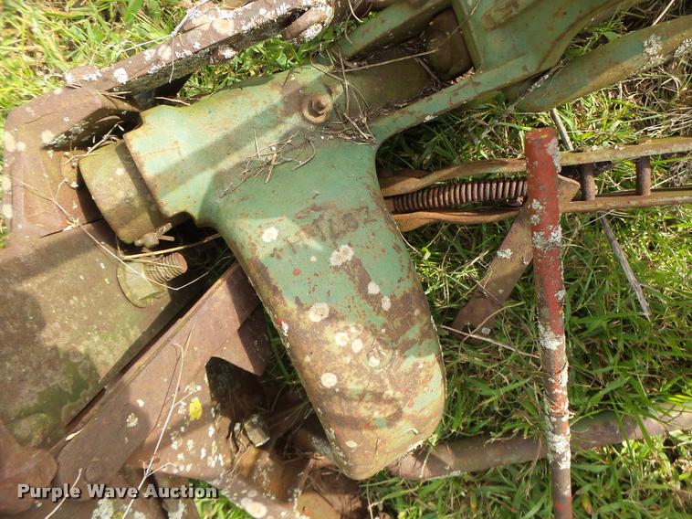 image for item Z9502 (3) John Deere 5 sickle mowers