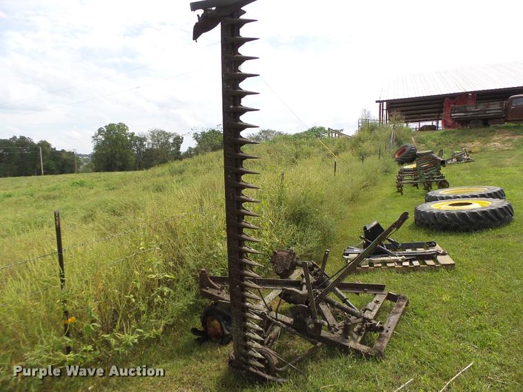 image for item Z9502 (3) John Deere 5 sickle mowers