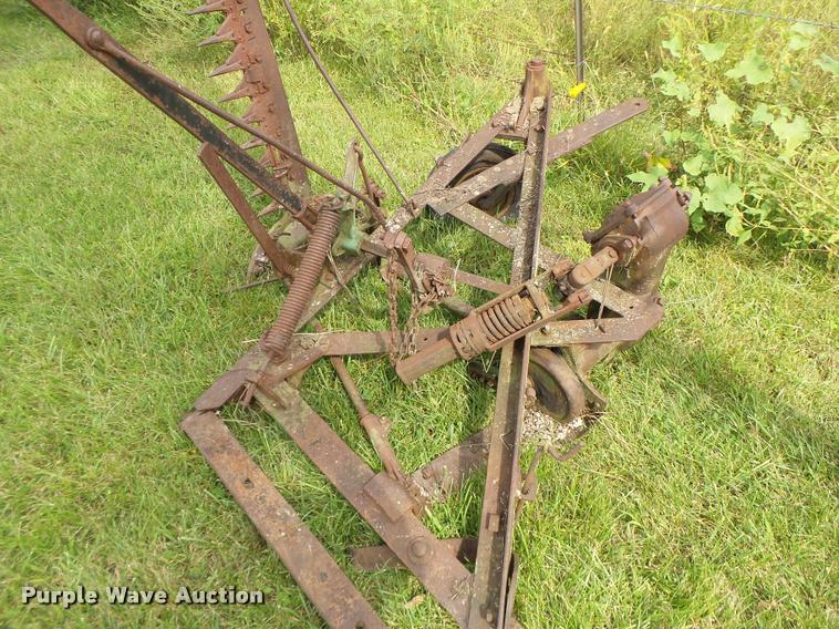 image for item Z9502 (3) John Deere 5 sickle mowers