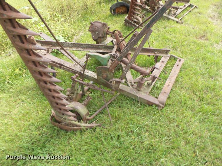 image for item Z9502 (3) John Deere 5 sickle mowers