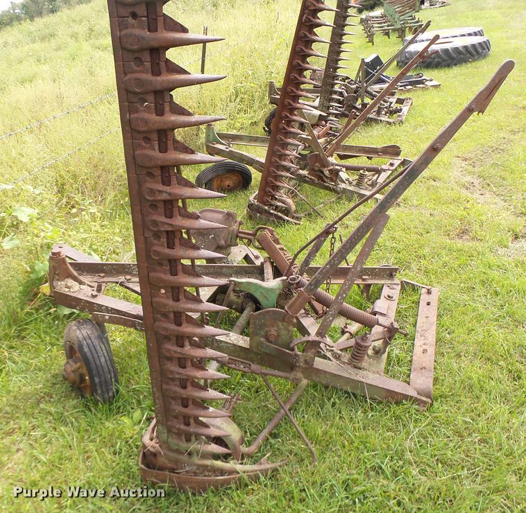 image for item Z9502 (3) John Deere 5 sickle mowers