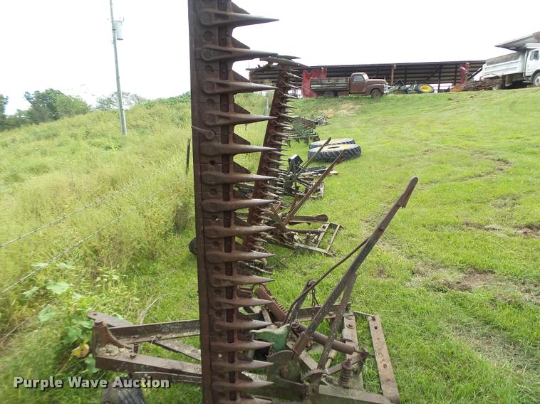 image for item Z9502 (3) John Deere 5 sickle mowers