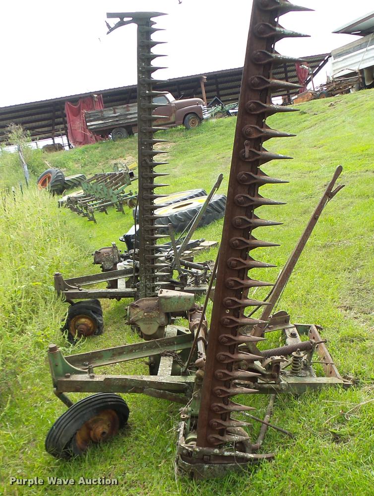 image for item Z9502 (3) John Deere 5 sickle mowers