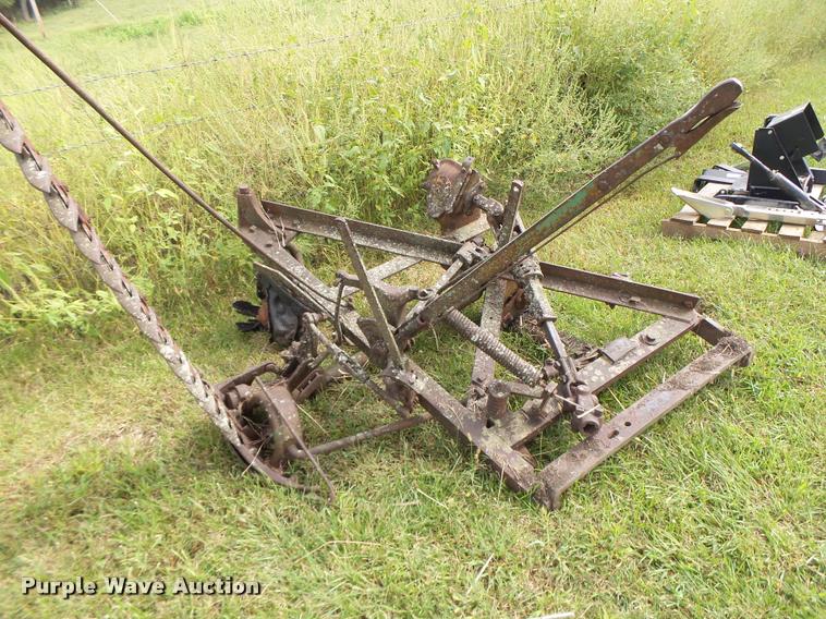 image for item Z9502 (3) John Deere 5 sickle mowers