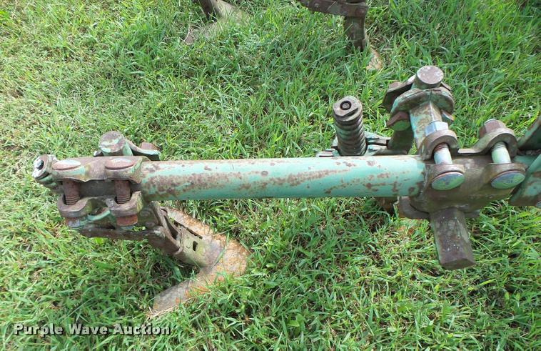 image for item Z9505 John Deere six row cultivator