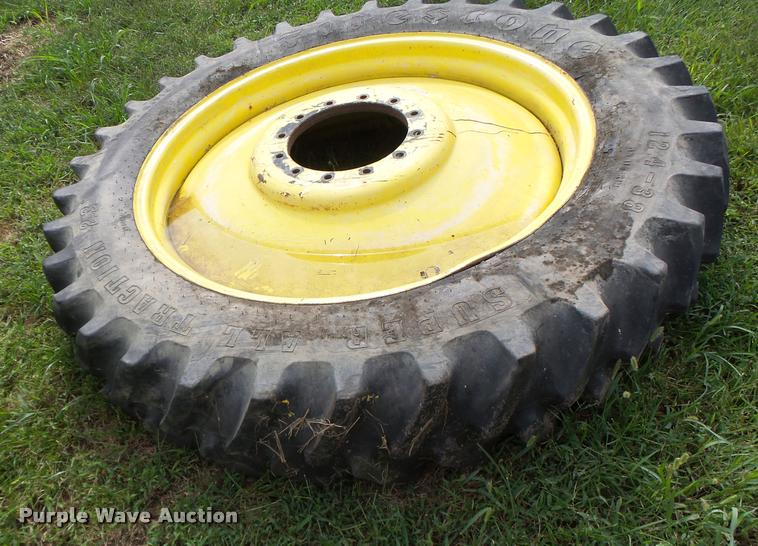 image for item Z9506 Firestone 12.4-38 tire