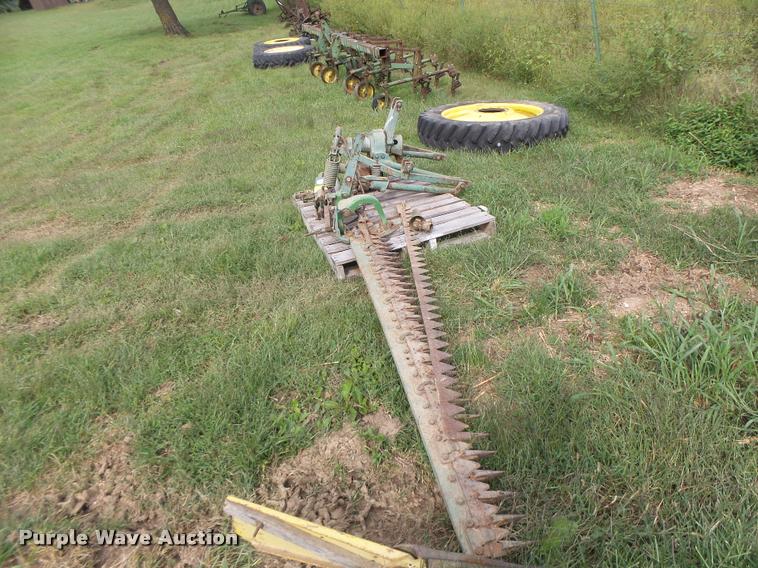 image for item Z9507 John Deere 9 sickle mower