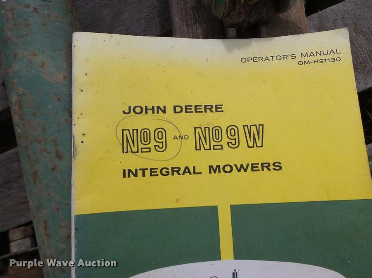 image for item Z9507 John Deere 9 sickle mower