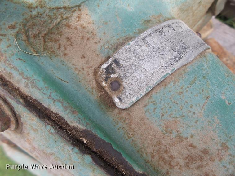 image for item Z9507 John Deere 9 sickle mower