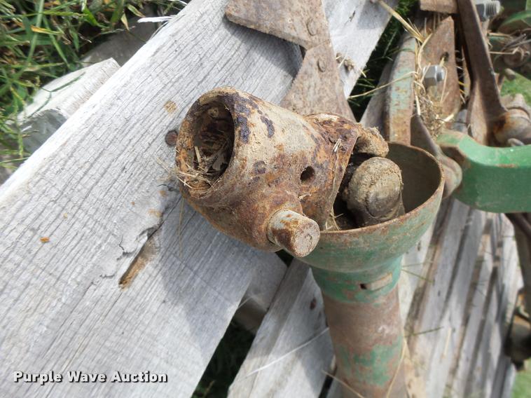 image for item Z9507 John Deere 9 sickle mower