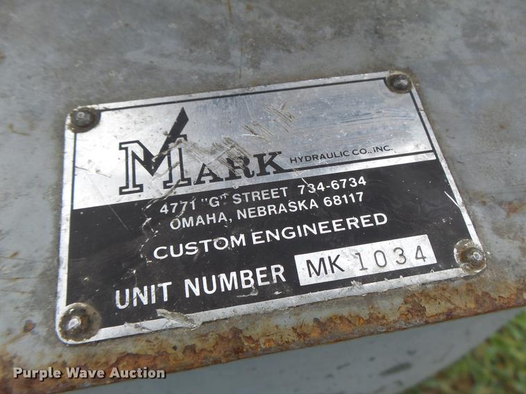 image for item Z9509 Mark hydraulic reservoir and pump