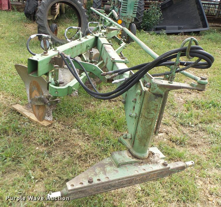 image for item Z9511 John Deere E0350 four bottom plow