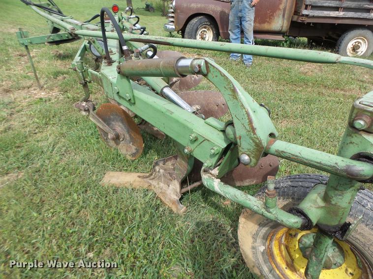 image for item Z9511 John Deere E0350 four bottom plow