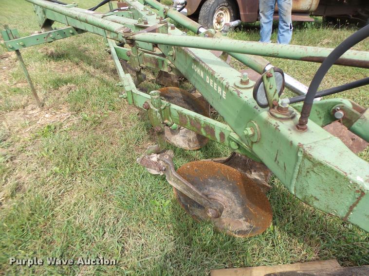 image for item Z9511 John Deere E0350 four bottom plow