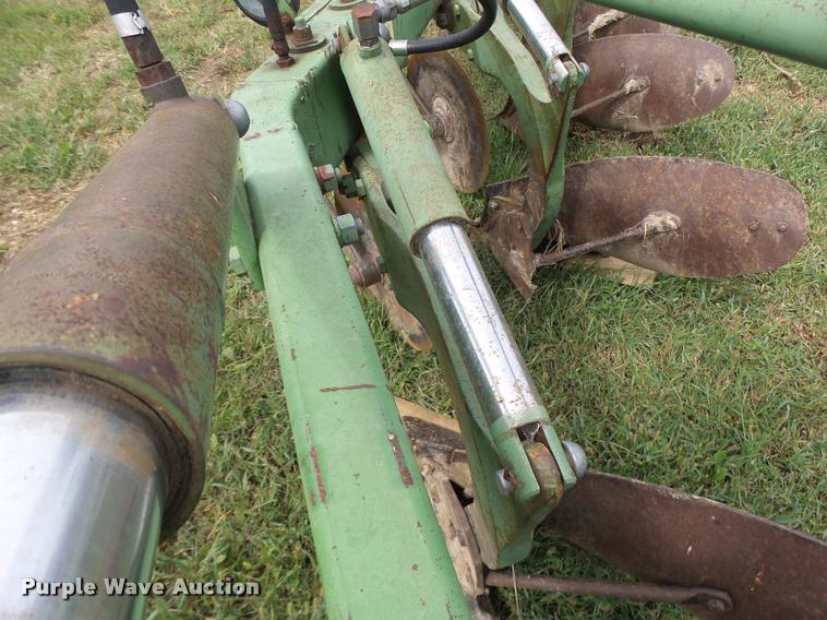 image for item Z9511 John Deere E0350 four bottom plow