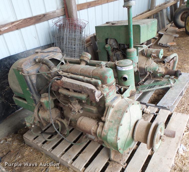 image for item Z9512 John Deere HA115G four cylinder gas engine