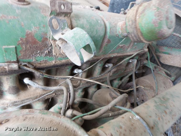 image for item Z9512 John Deere HA115G four cylinder gas engine