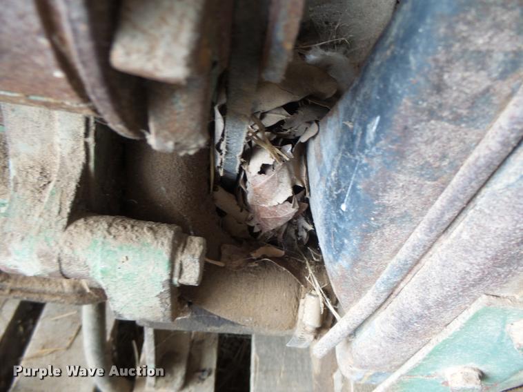 image for item Z9512 John Deere HA115G four cylinder gas engine