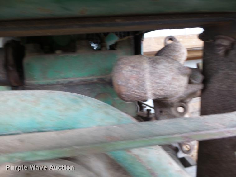 image for item Z9513 John Deere L.U.C. gas engine