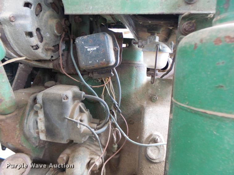 image for item Z9513 John Deere L.U.C. gas engine