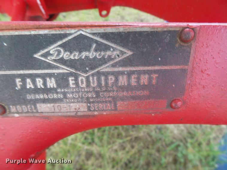 image for item Z9514 Dearborn 10-1 two bottom plow