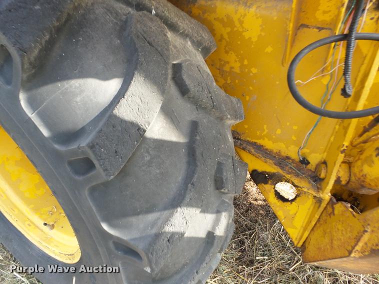 image for item AG9417 JCB backhoe