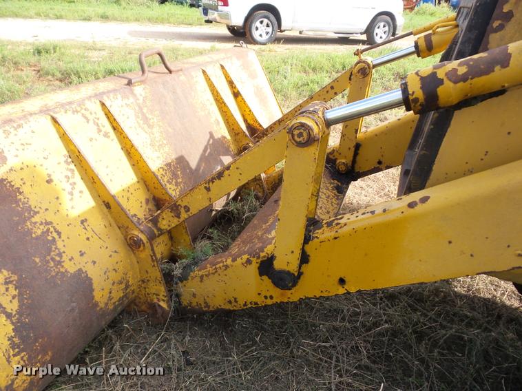 image for item AG9417 JCB backhoe