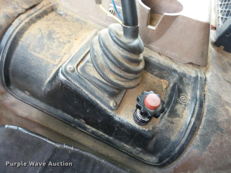 image for item AG9422 1982 International CO-9670 semi truck